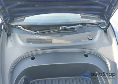 2023 Tesla Model 3 Performance Dual Motor All-Wheel Drive z USA, uszkodzony, nr VIN 5YJ3E1EC1PF602389